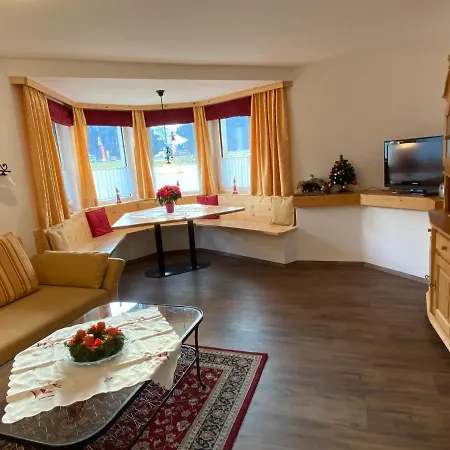 Haus Waldheim Und Dependance Apartment Scharnitz