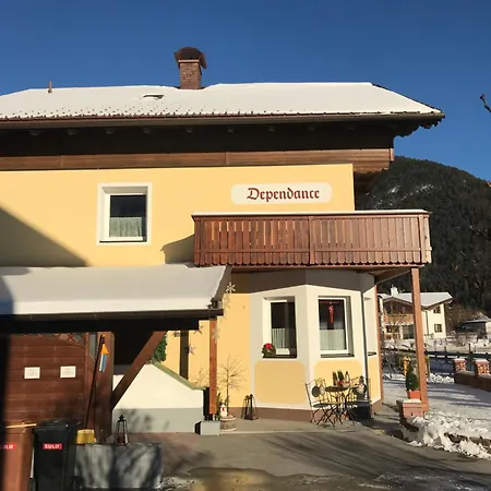 דירה Haus Waldheim Und Dependance שארניץ