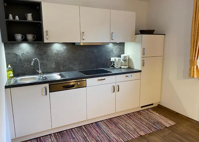 Haus Waldheim Und Dependance شارنيتز