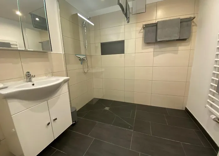 Haus Waldheim Und Dependance شقة