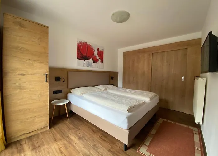 Haus Waldheim Und Dependance شقة