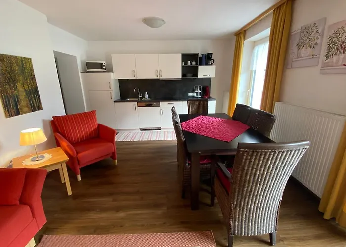 Haus Waldheim Und Dependance شقة *