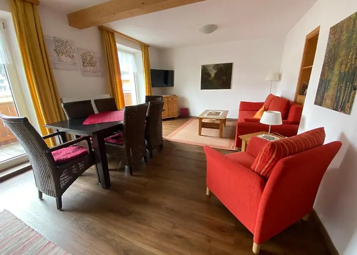 Haus Waldheim Und Dependance شارنيتز