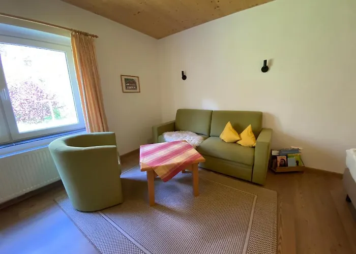 Haus Waldheim Und Dependance * شارنيتز