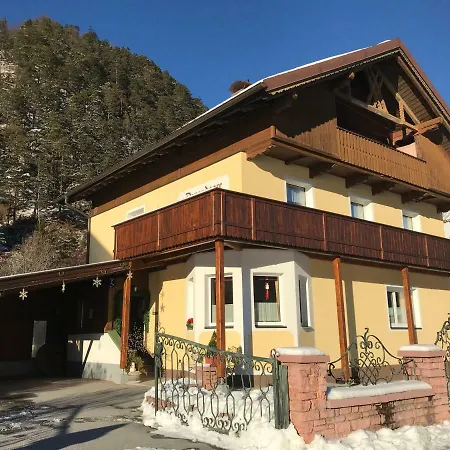 Haus Waldheim Und Dependance דירה